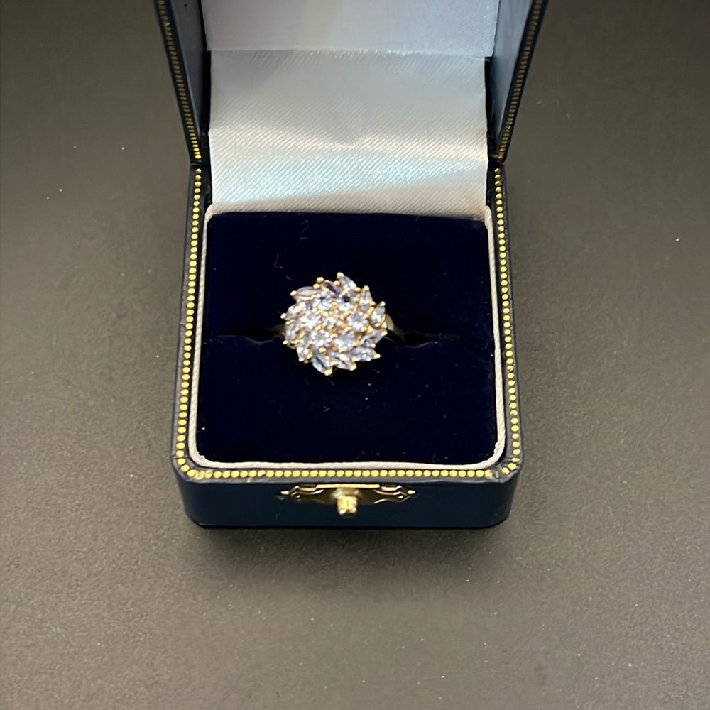 ⭐️just posted⭐️10k tanzanite and diamond ring